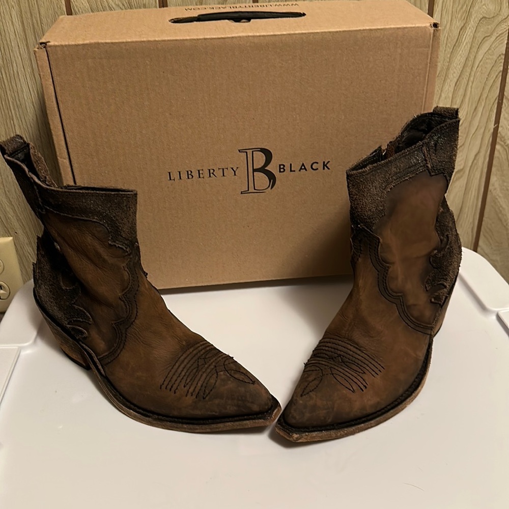 Women’s Cowboy boots